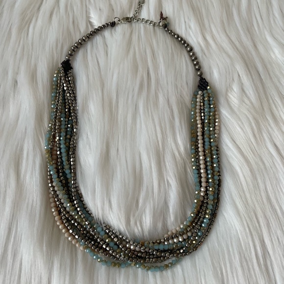 Beautiful Multi-String Colorful Beaded Necklace - Picture 15 of 16